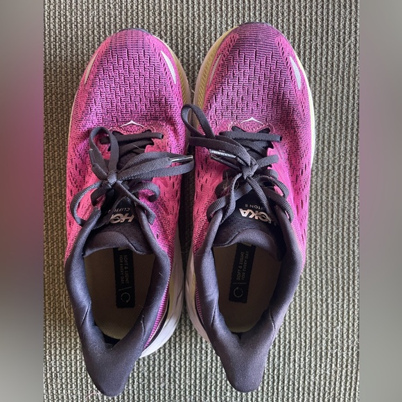 HOKAS!!! - Picture 3 of 6